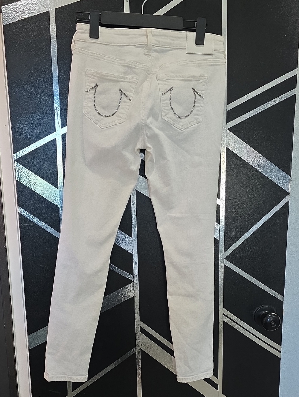 True Religion Off-White Skinny Jeans with Signature Back Stitch